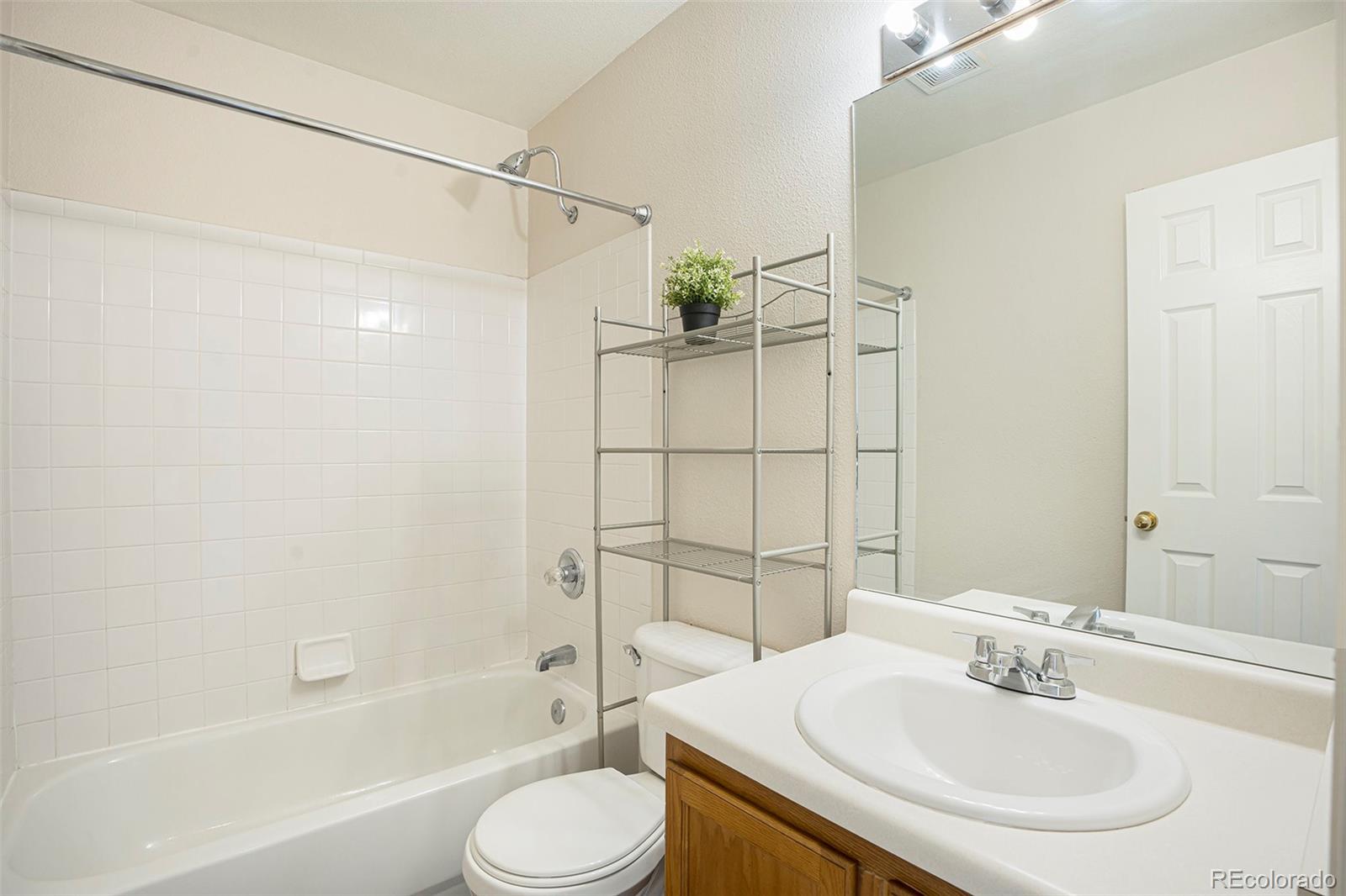 MLS Image #14 for 4585  jet wing circle,colorado springs, Colorado