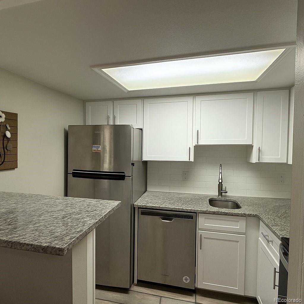 MLS Image #8 for 12478 w nevada place,lakewood, Colorado