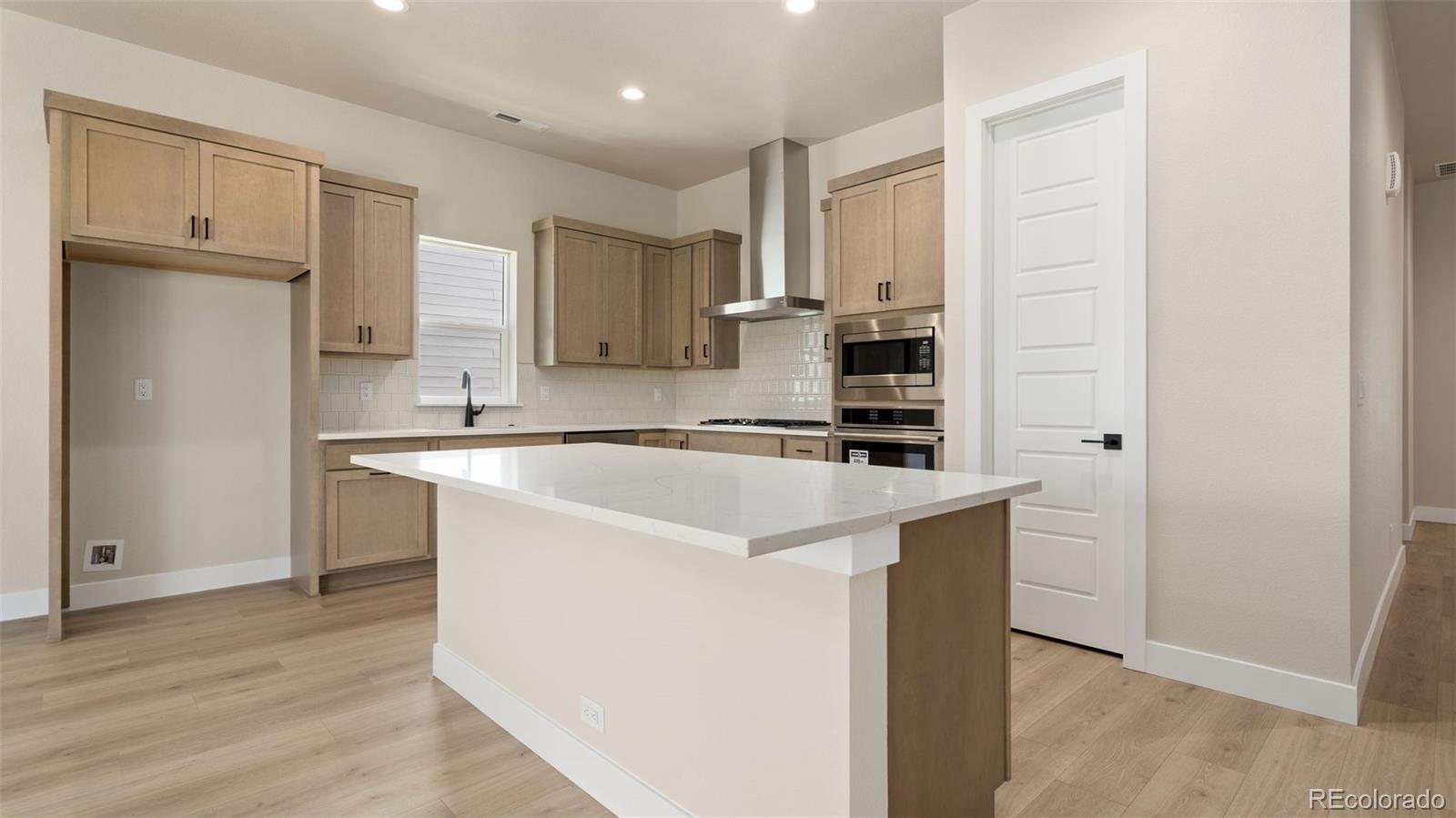 MLS Image #4 for 1780  barefoot drive,windsor, Colorado