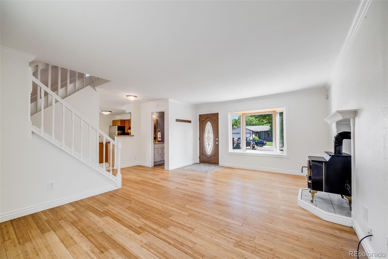 MLS Image #3 for 3870 s ouray way,aurora, Colorado