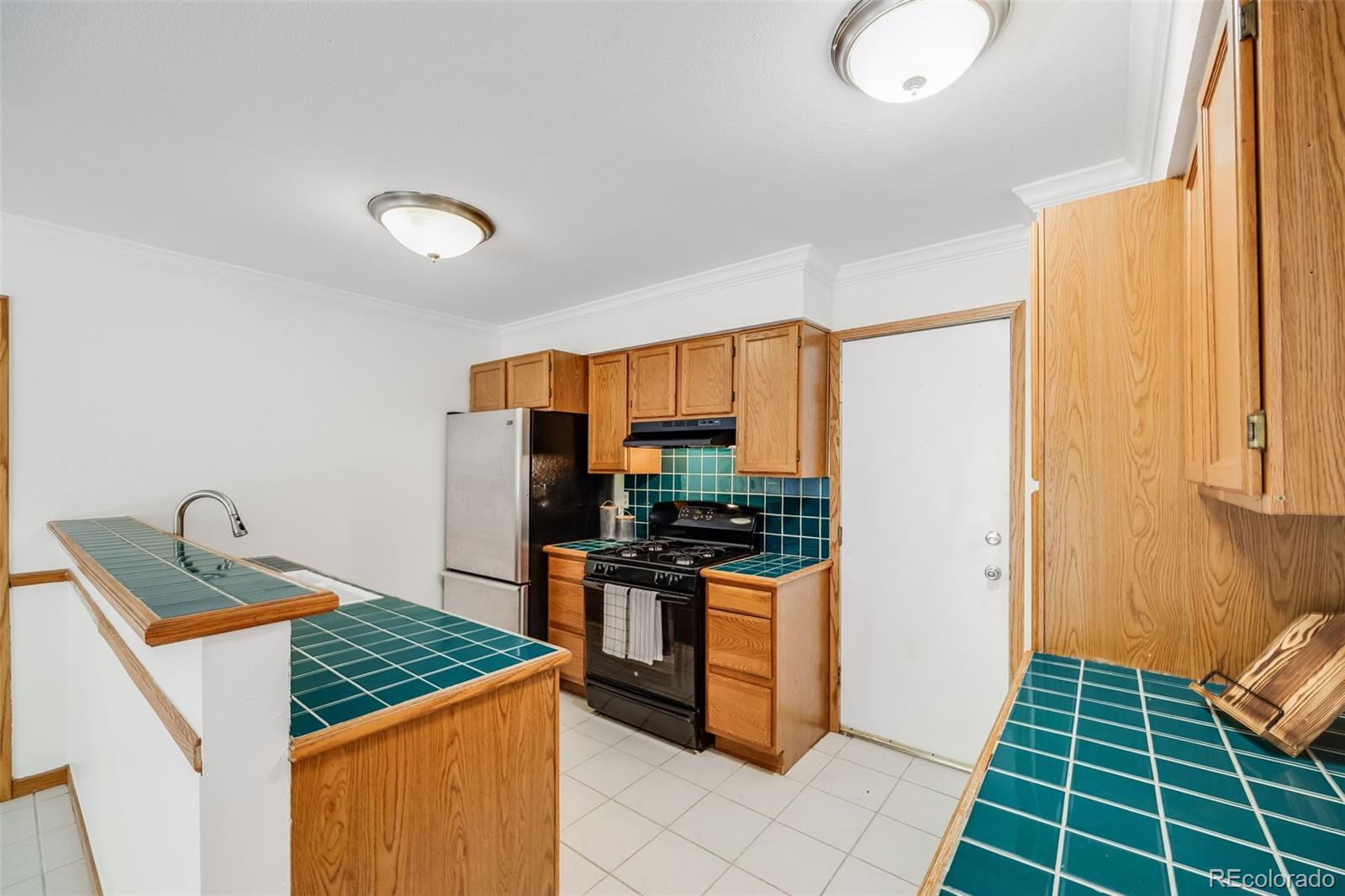 MLS Image #7 for 3870 s ouray way,aurora, Colorado