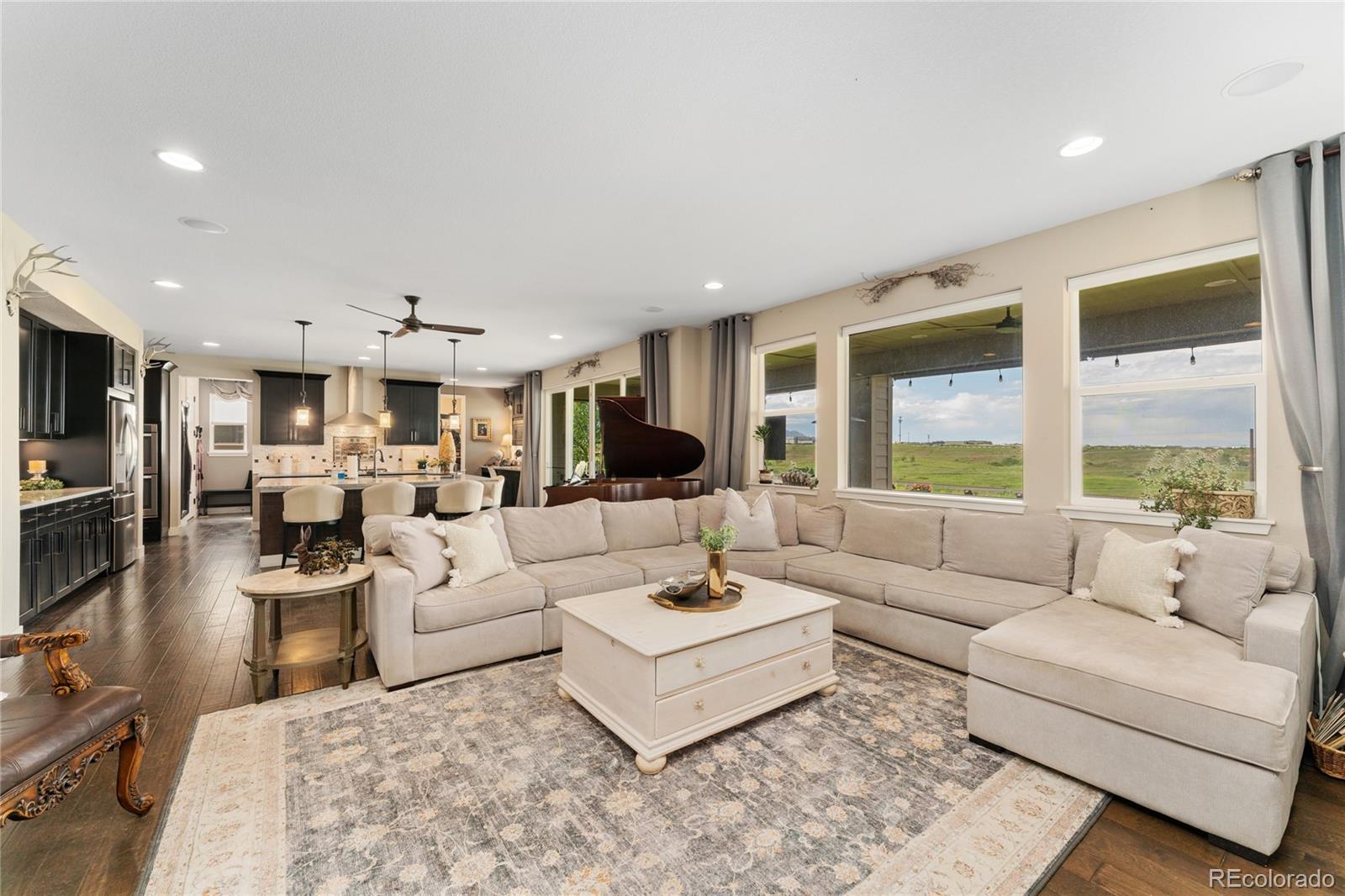 MLS Image #3 for 19429 w 88th drive,arvada, Colorado