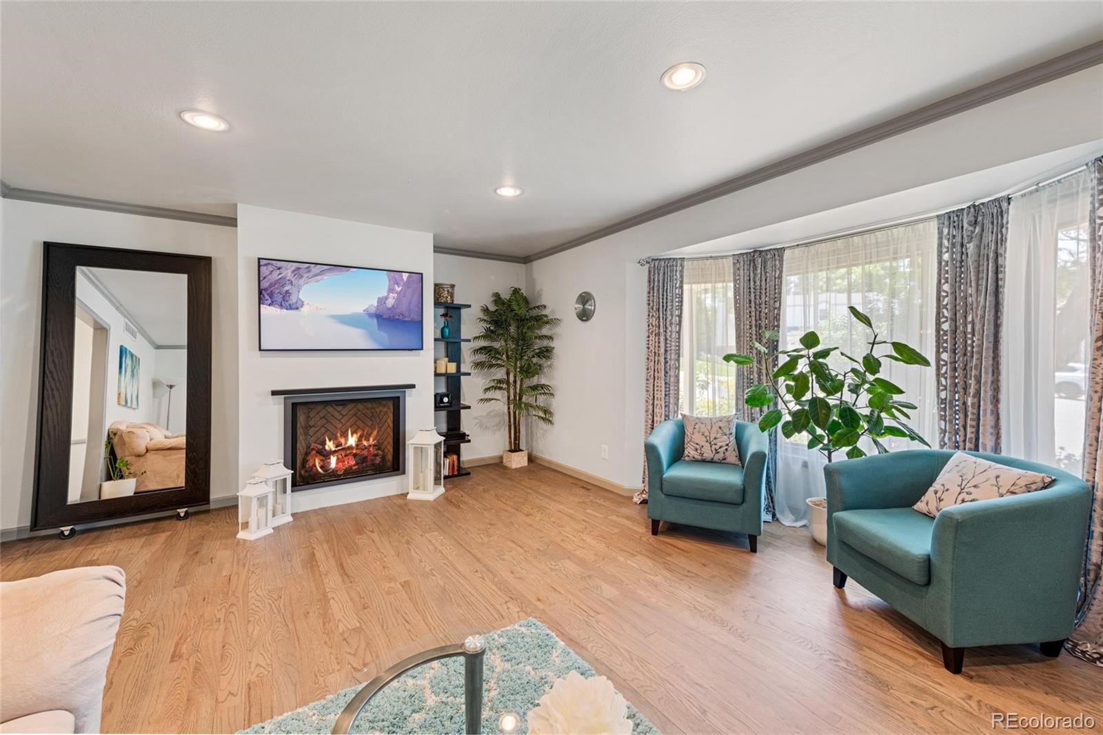 MLS Image #3 for 6979 e fremont avenue,centennial, Colorado