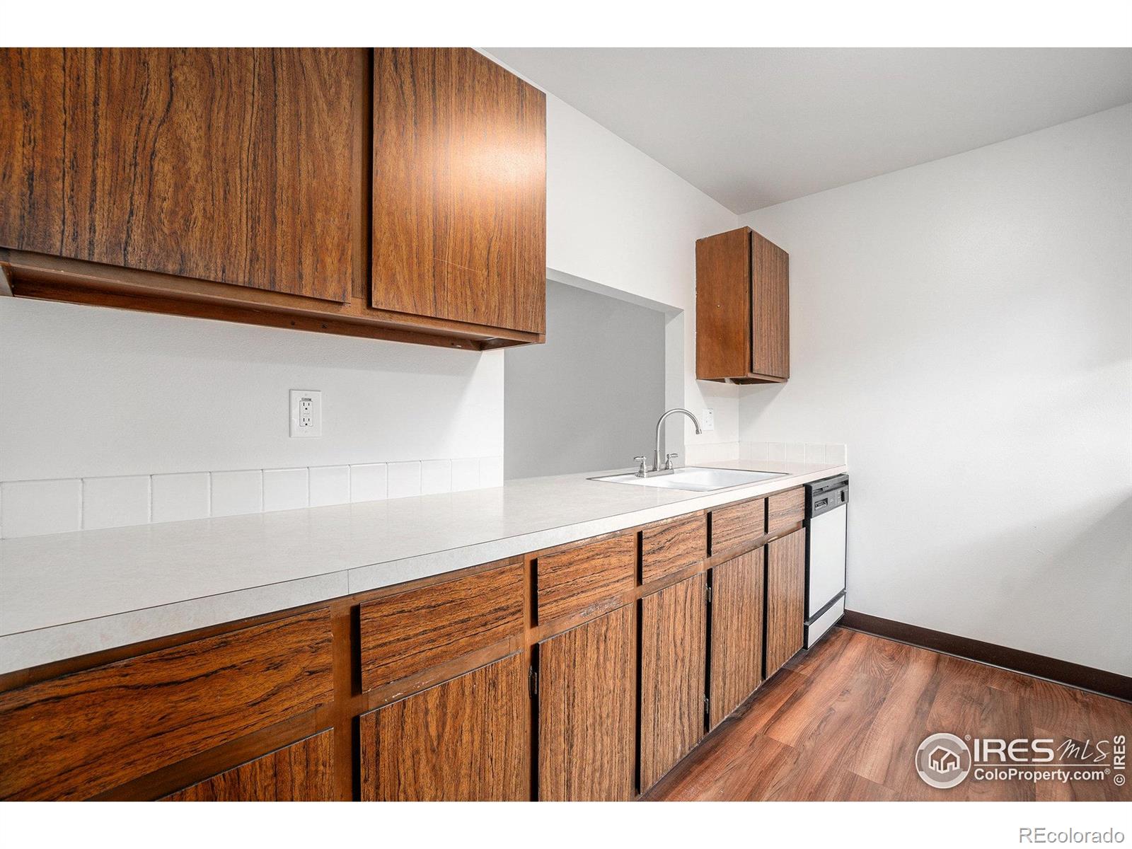 MLS Image #6 for 801 e drake road,fort collins, Colorado