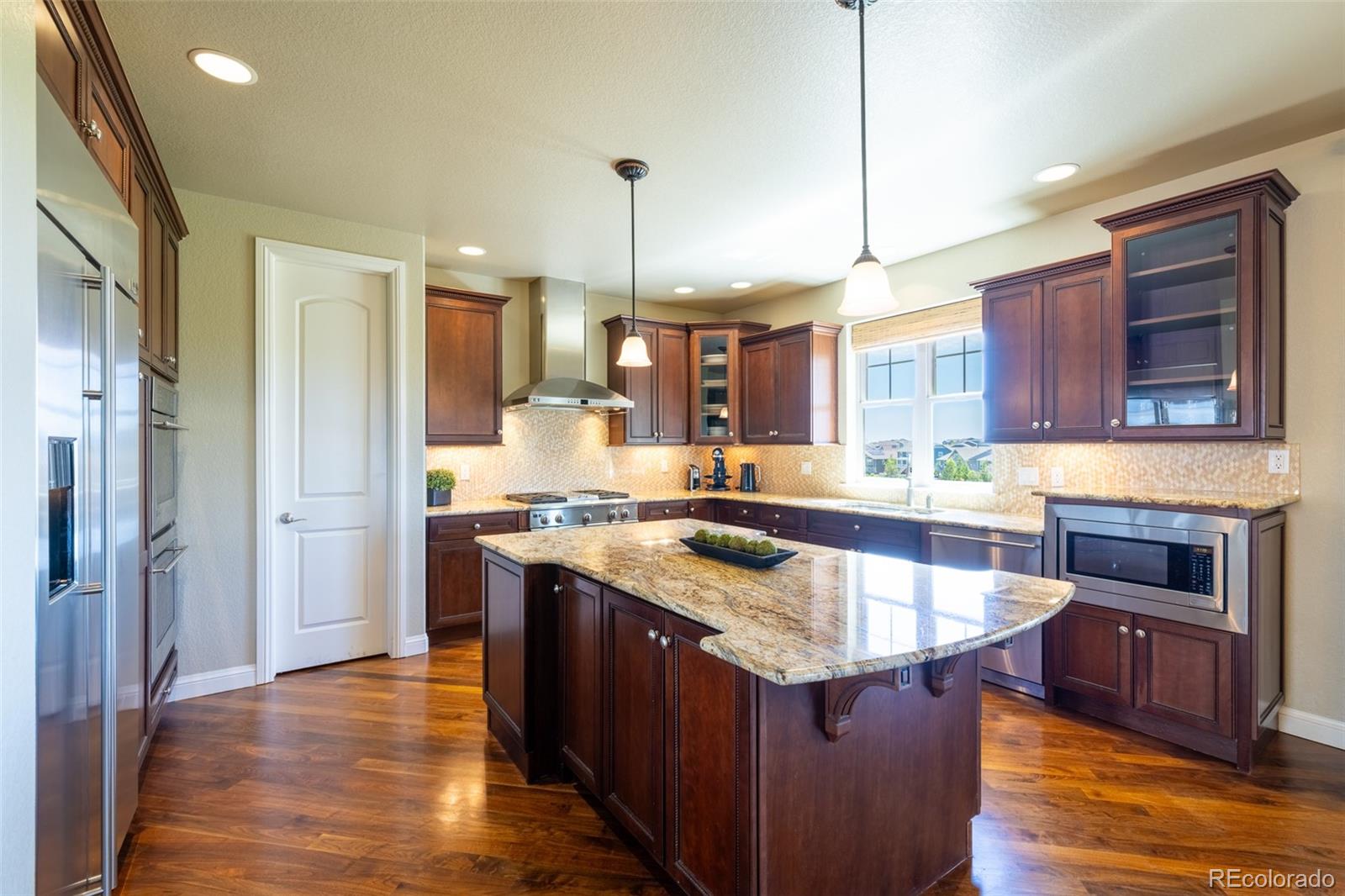 MLS Image #11 for 27565 e nova place,aurora, Colorado