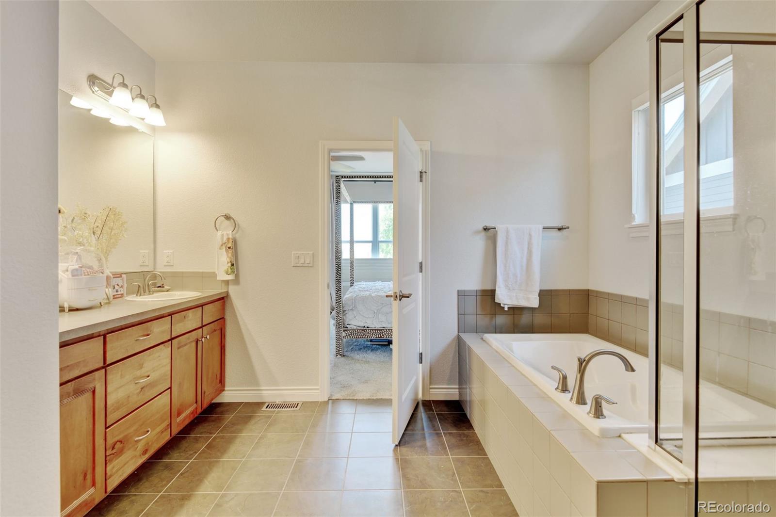 MLS Image #23 for 1362  golden eagle way,louisville, Colorado