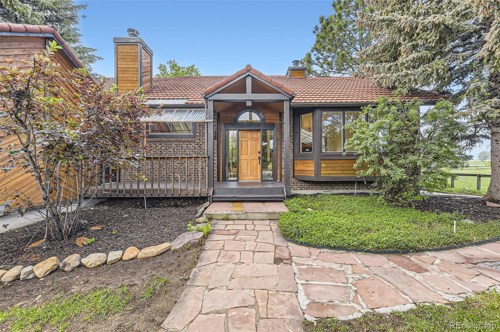 MLS Image #2 for 916 w alder street,louisville, Colorado