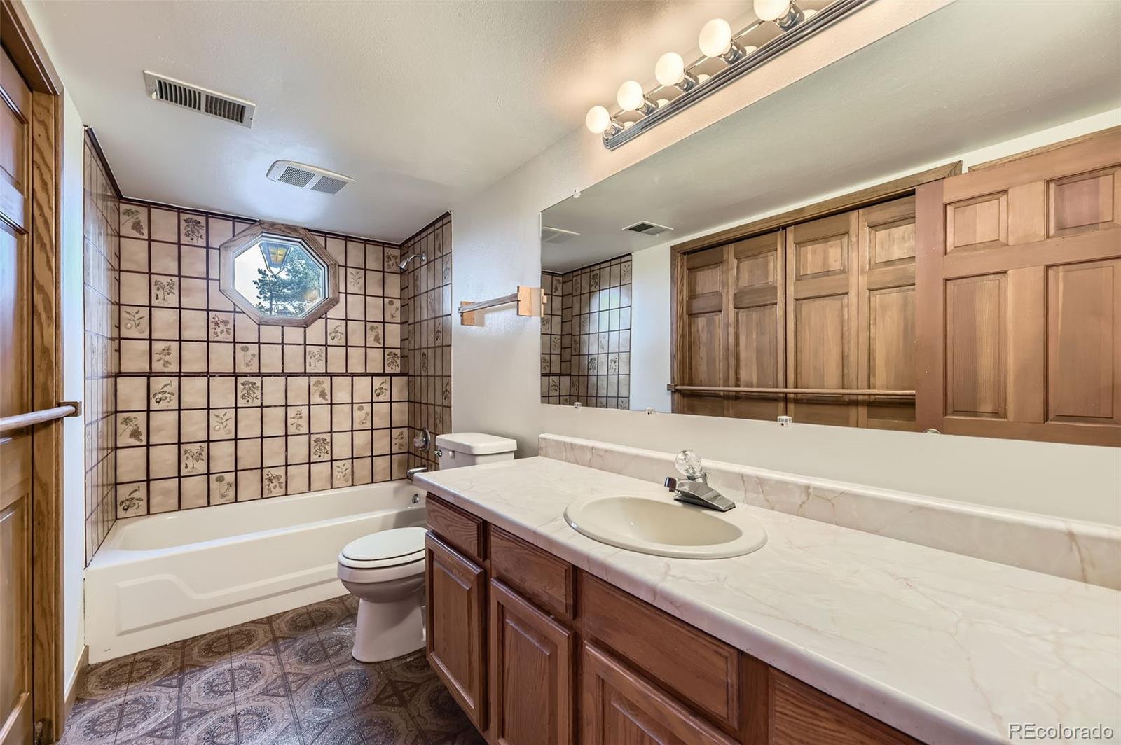 MLS Image #22 for 916 w alder street,louisville, Colorado