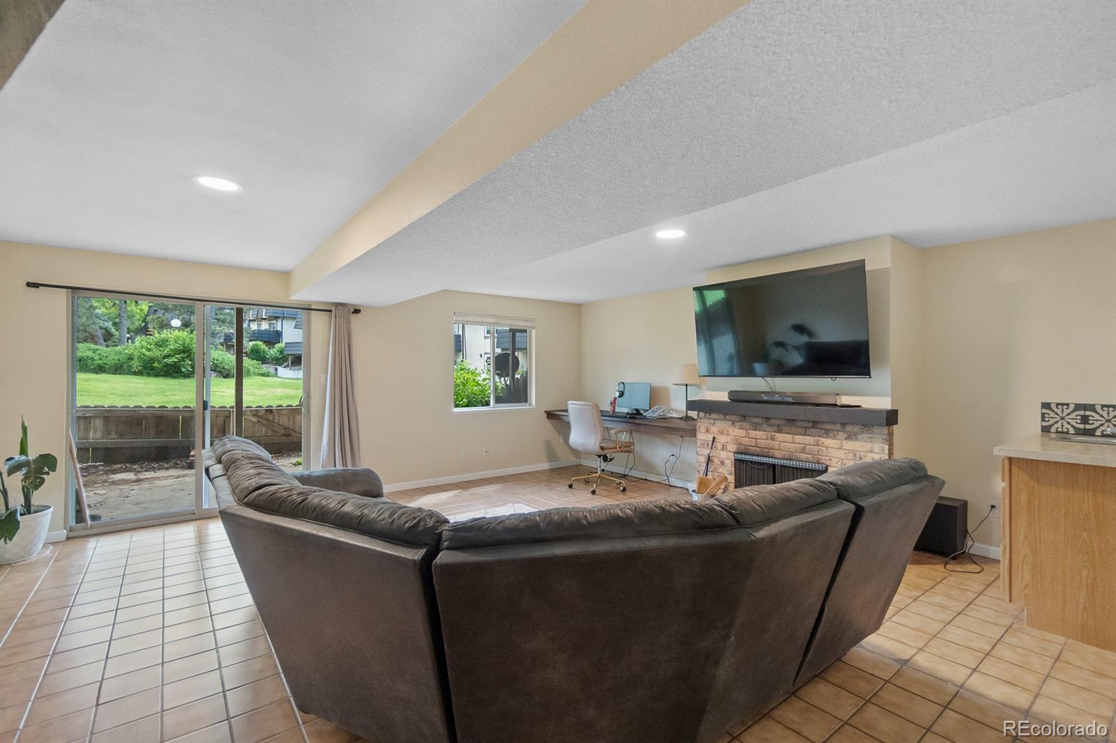 MLS Image #29 for 6856 s broadway ,centennial, Colorado