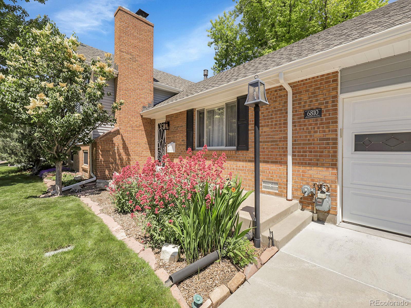 MLS Image #2 for 6810 s marion circle,centennial, Colorado
