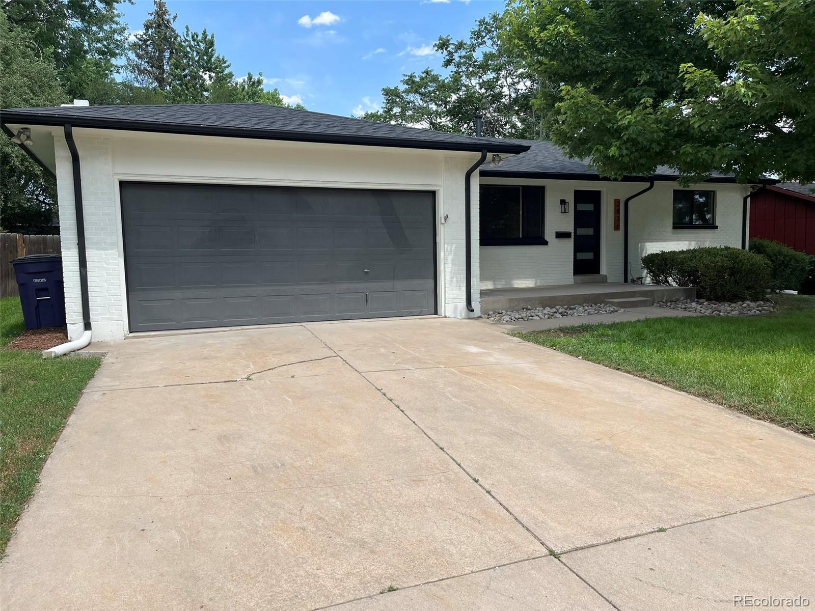 MLS Image #2 for 2836 s fenton street,denver, Colorado