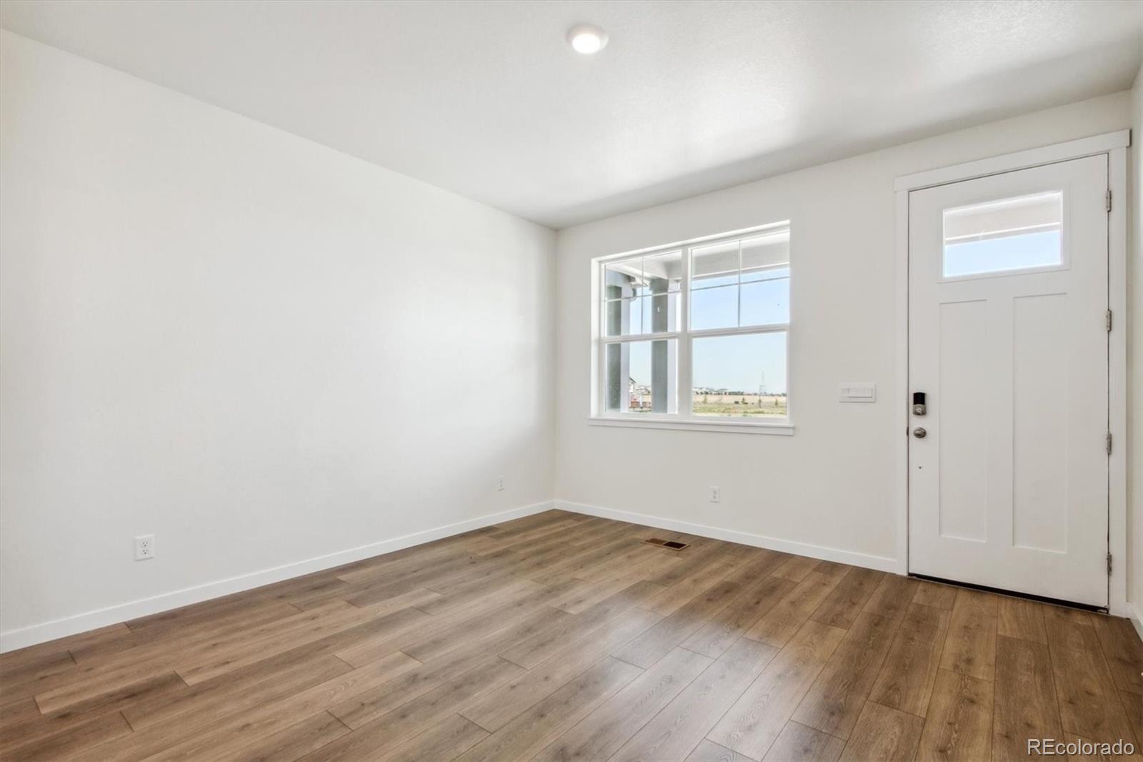 MLS Image #4 for 18712 e 99th avenue,commerce city, Colorado