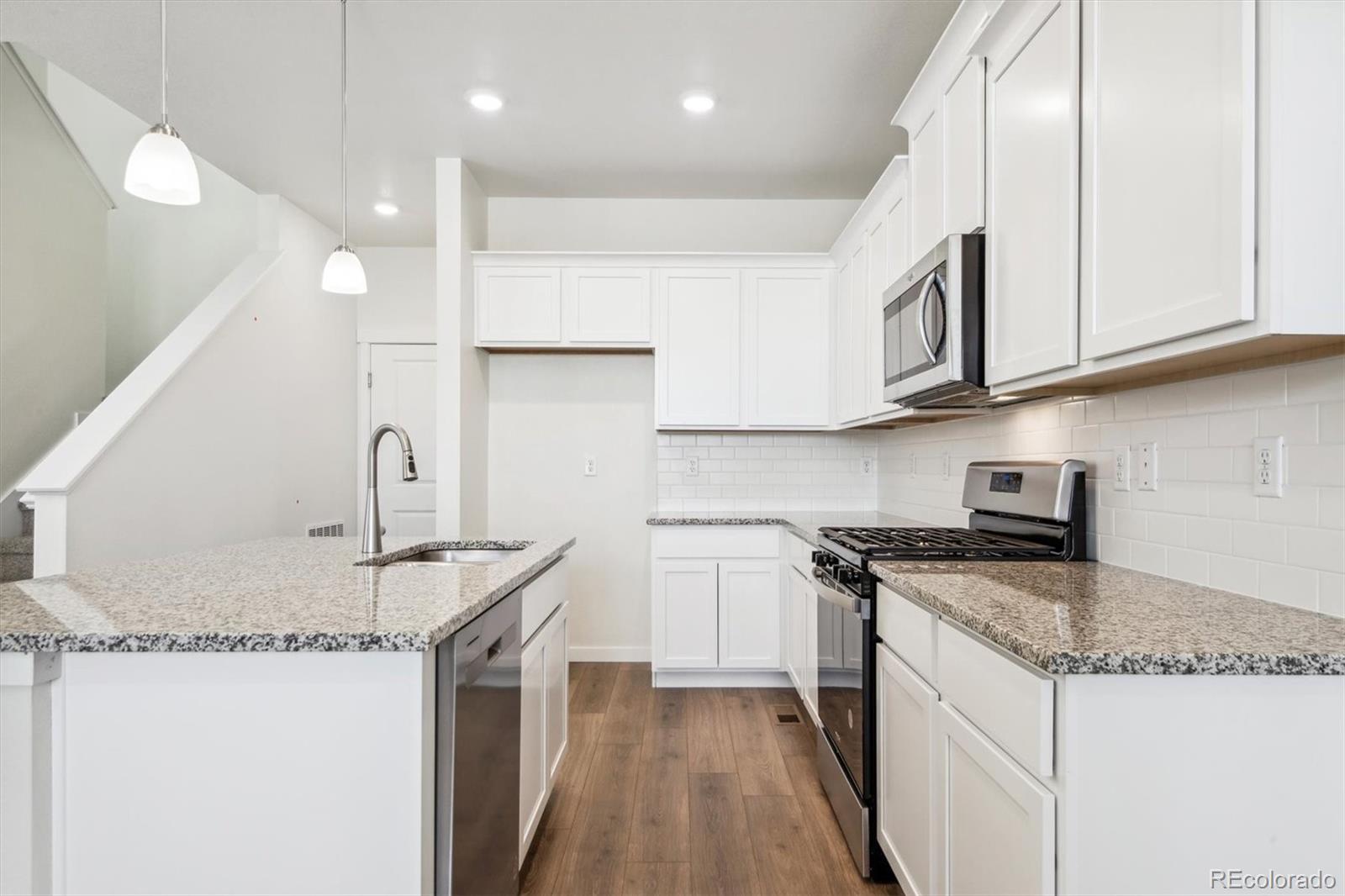 MLS Image #5 for 18712 e 99th avenue,commerce city, Colorado