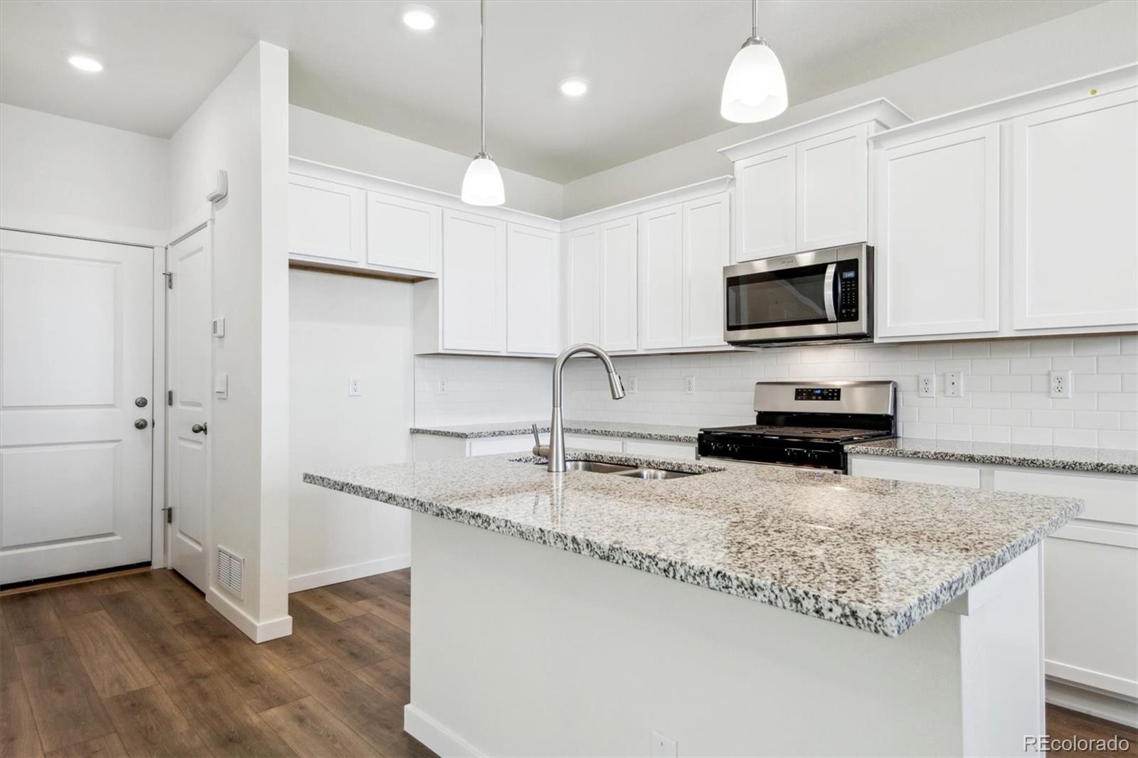 MLS Image #6 for 18712 e 99th avenue,commerce city, Colorado