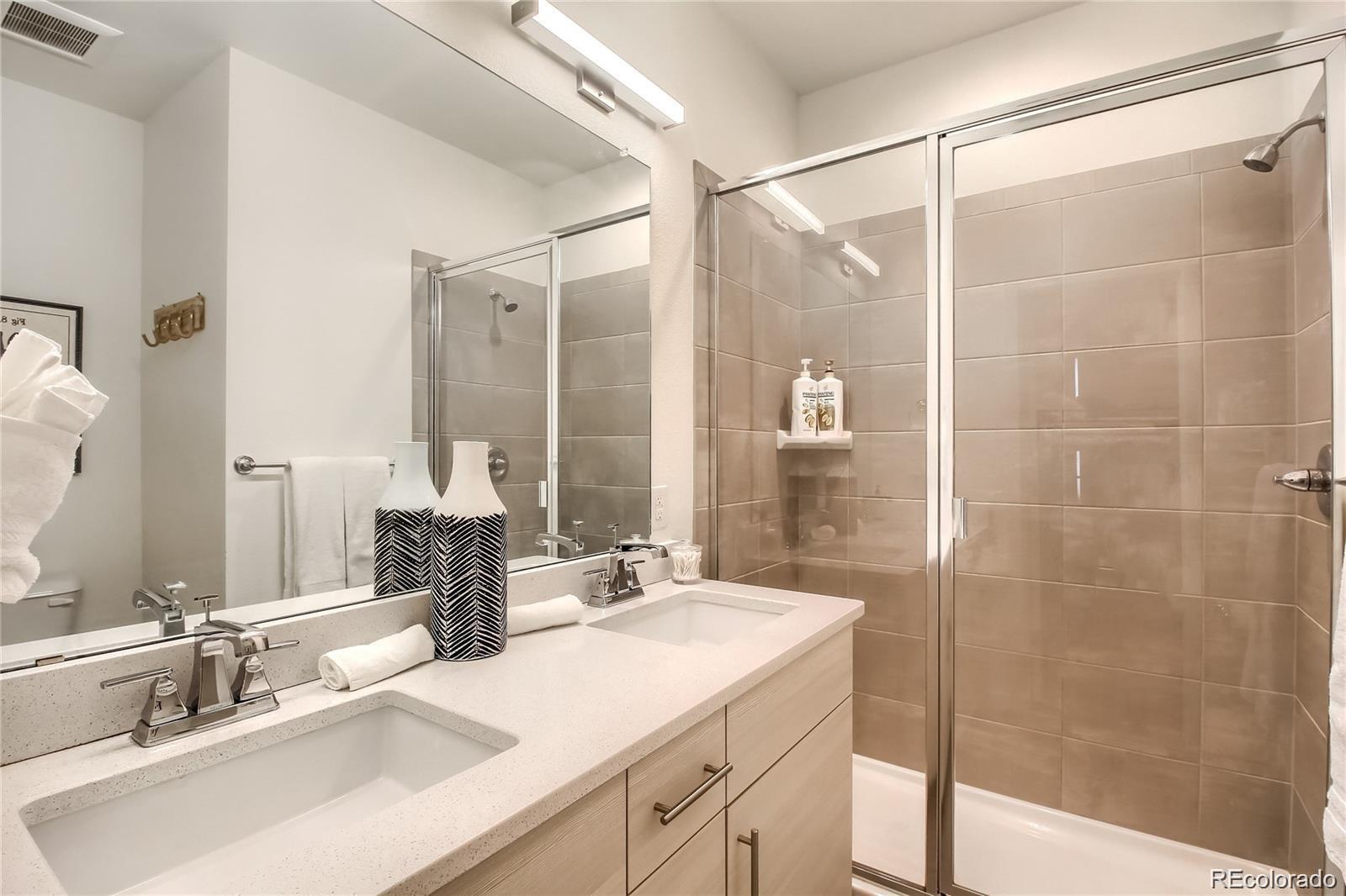 MLS Image #23 for 856  kalamath street,denver, Colorado