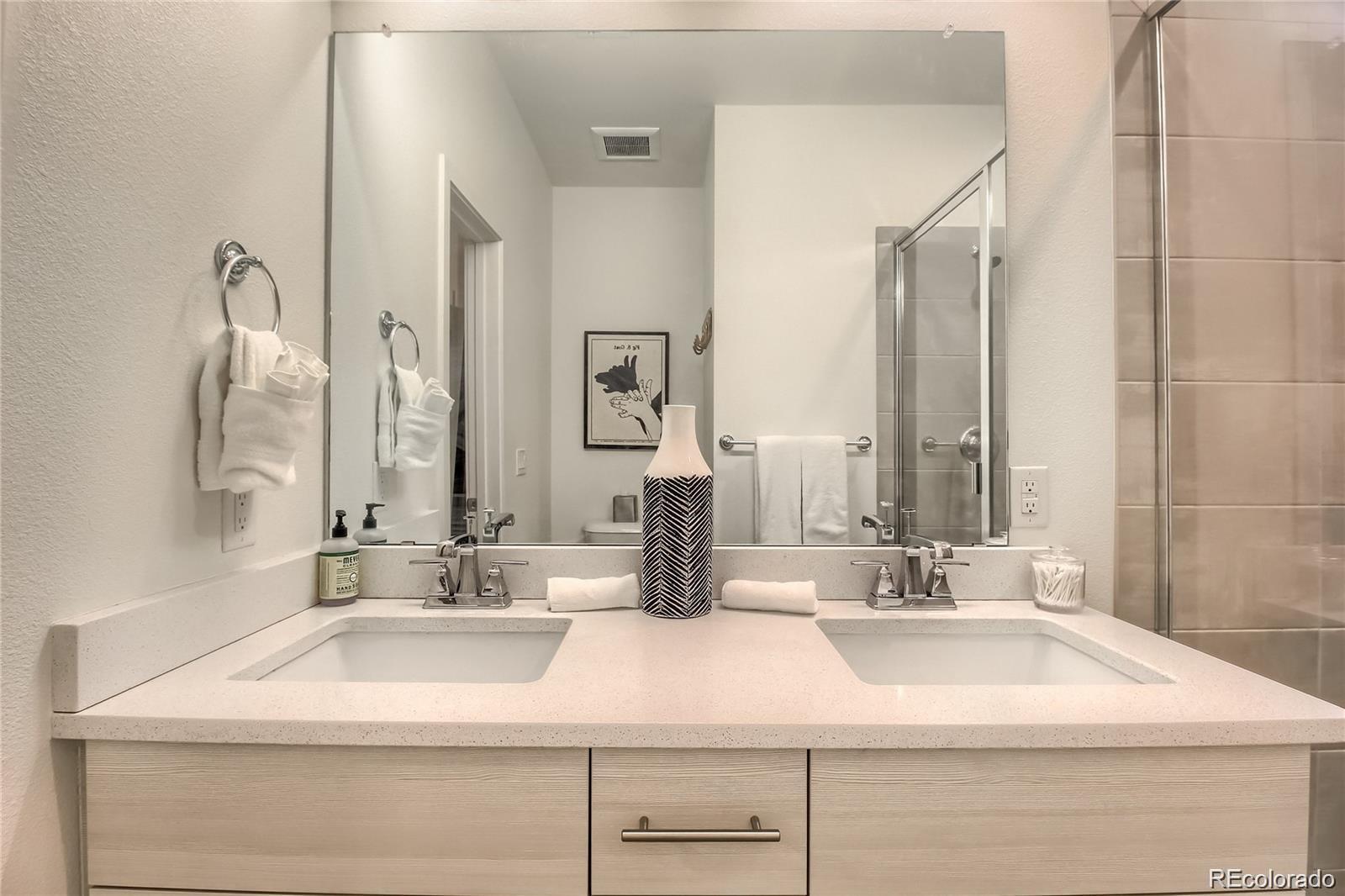 MLS Image #24 for 856  kalamath street,denver, Colorado