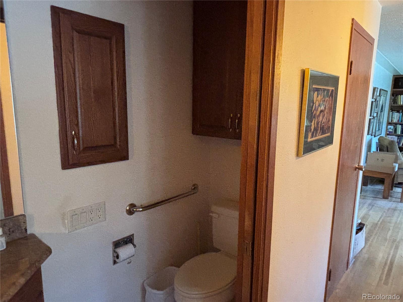 MLS Image #17 for 3910 e orchard road,centennial, Colorado