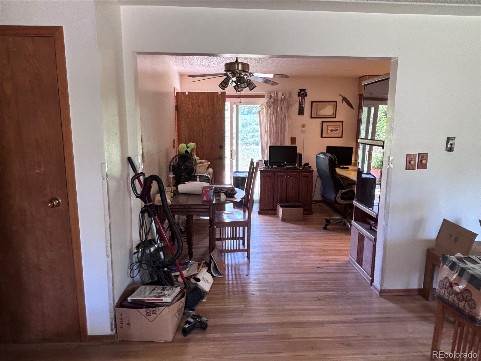 MLS Image #3 for 3910 e orchard road,centennial, Colorado