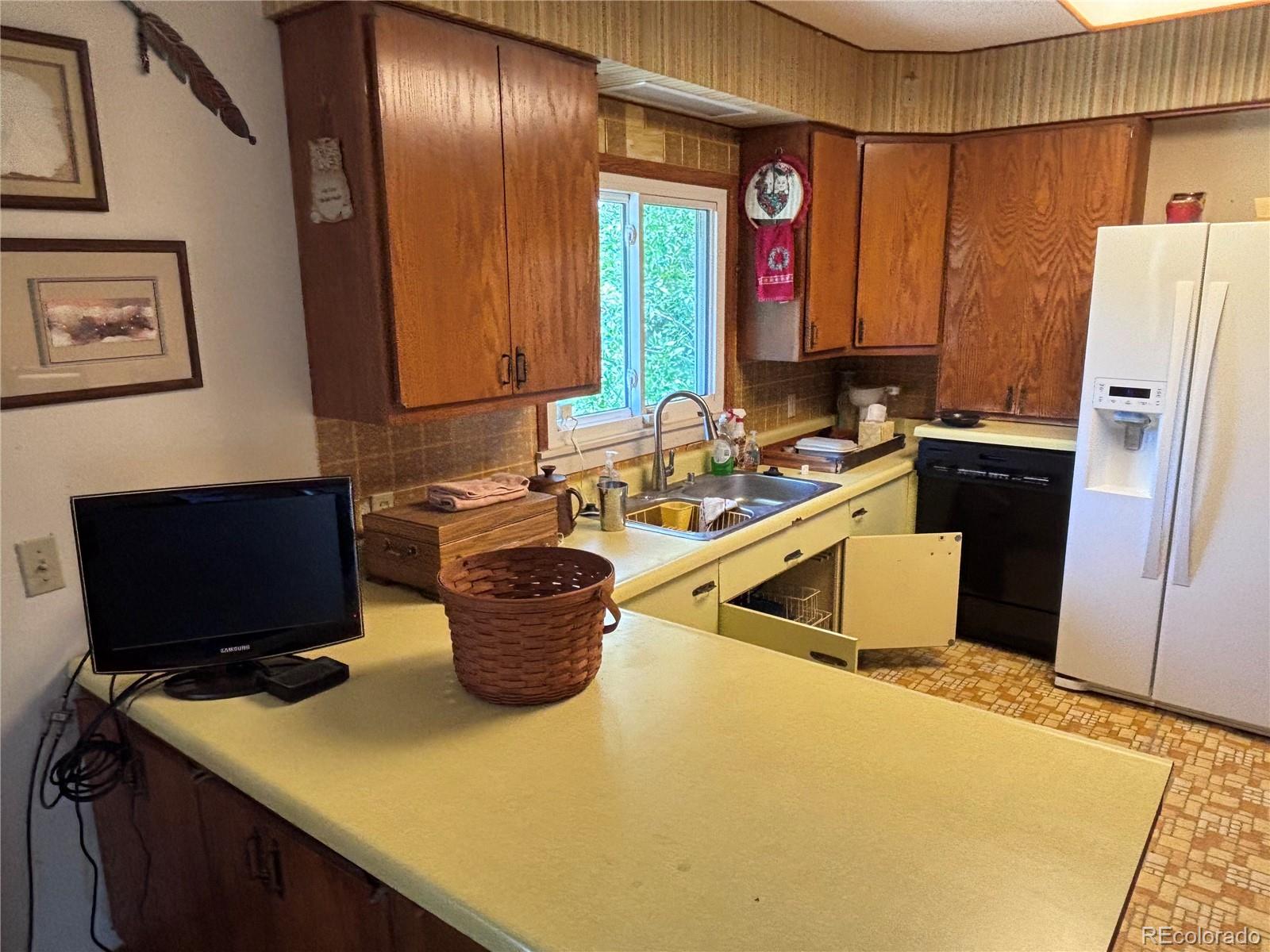 MLS Image #7 for 3910 e orchard road,centennial, Colorado