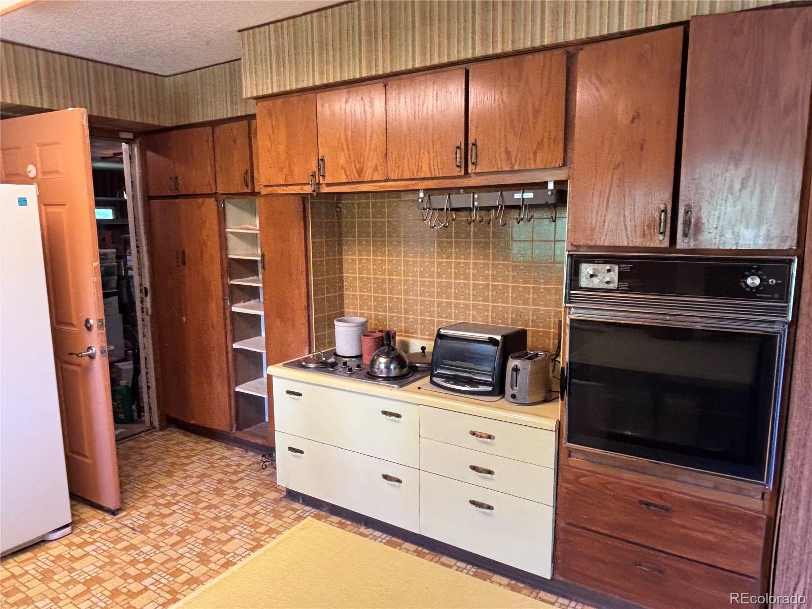 MLS Image #8 for 3910 e orchard road,centennial, Colorado
