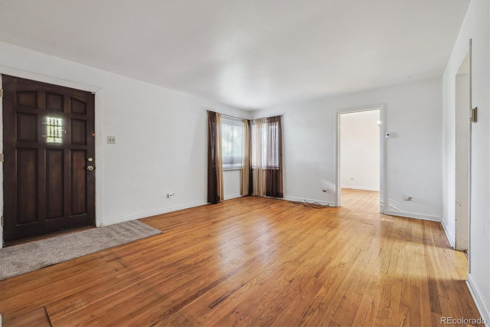 MLS Image #11 for 2105 s irving street,denver, Colorado