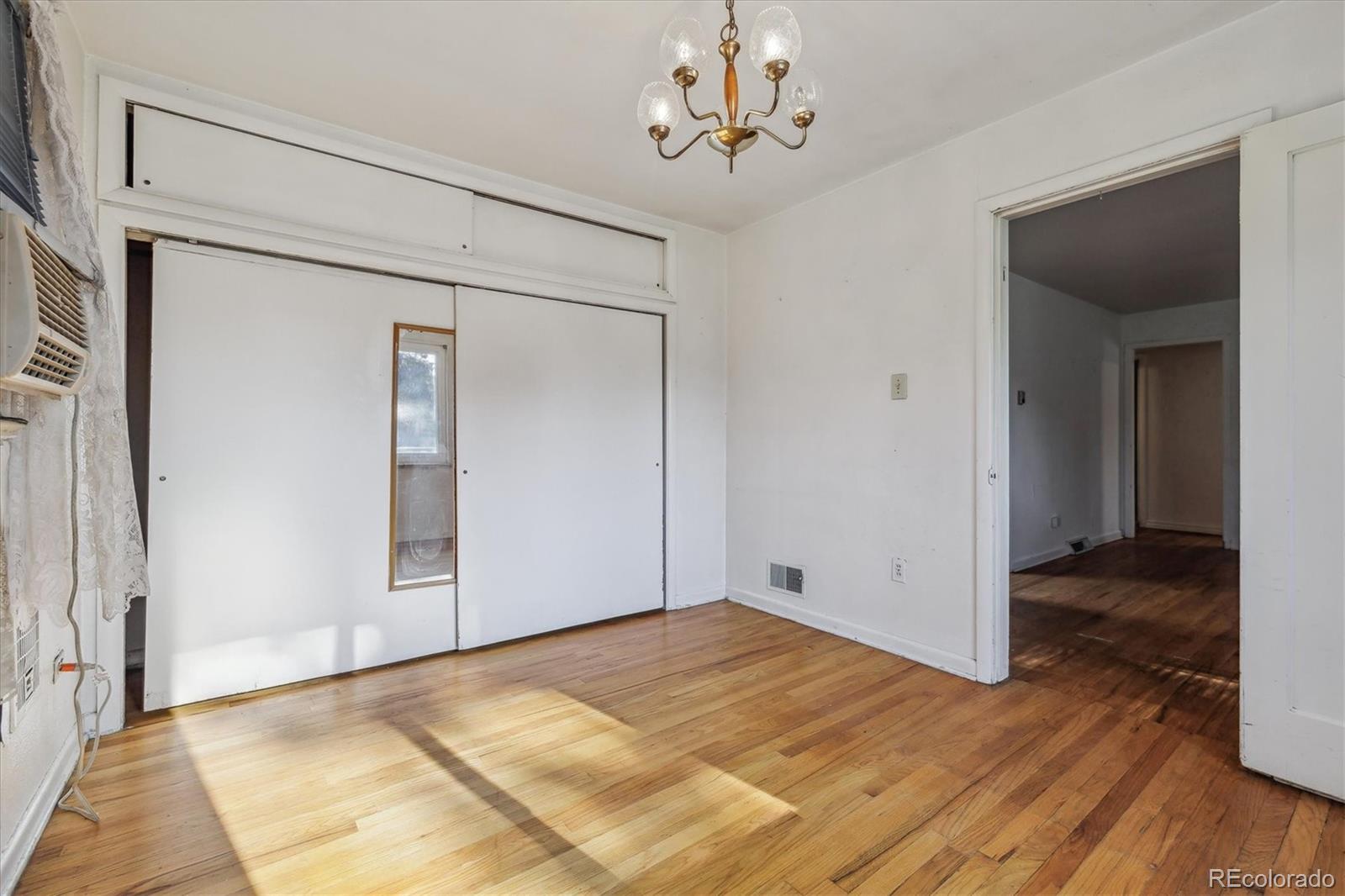 MLS Image #16 for 2105 s irving street,denver, Colorado