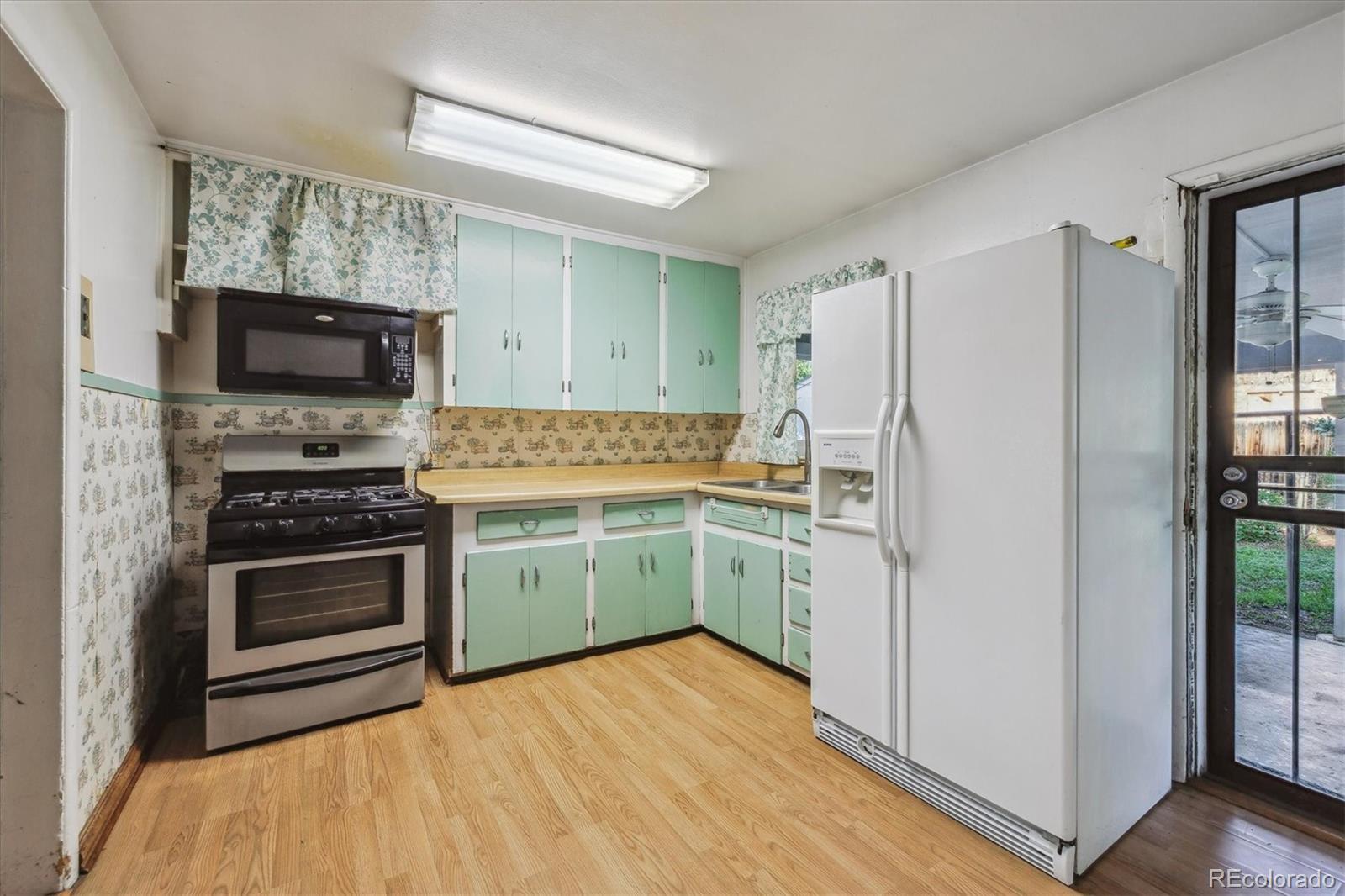 MLS Image #19 for 2105 s irving street,denver, Colorado