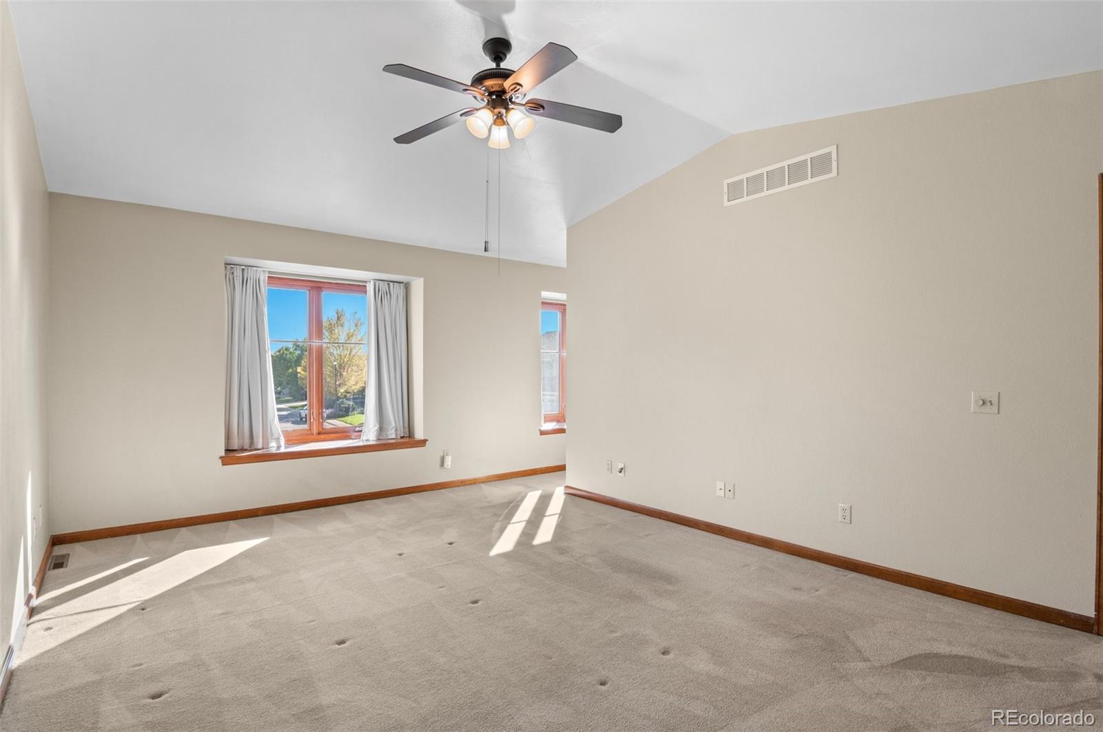 MLS Image #18 for 8000 s williams way,centennial, Colorado