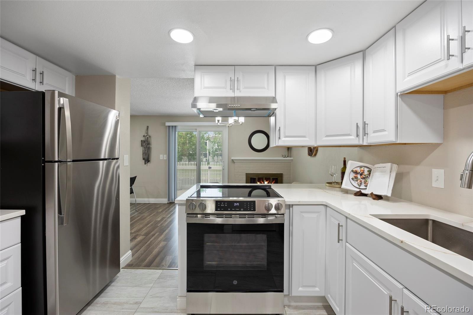 MLS Image #13 for 2856 s kenton court,aurora, Colorado