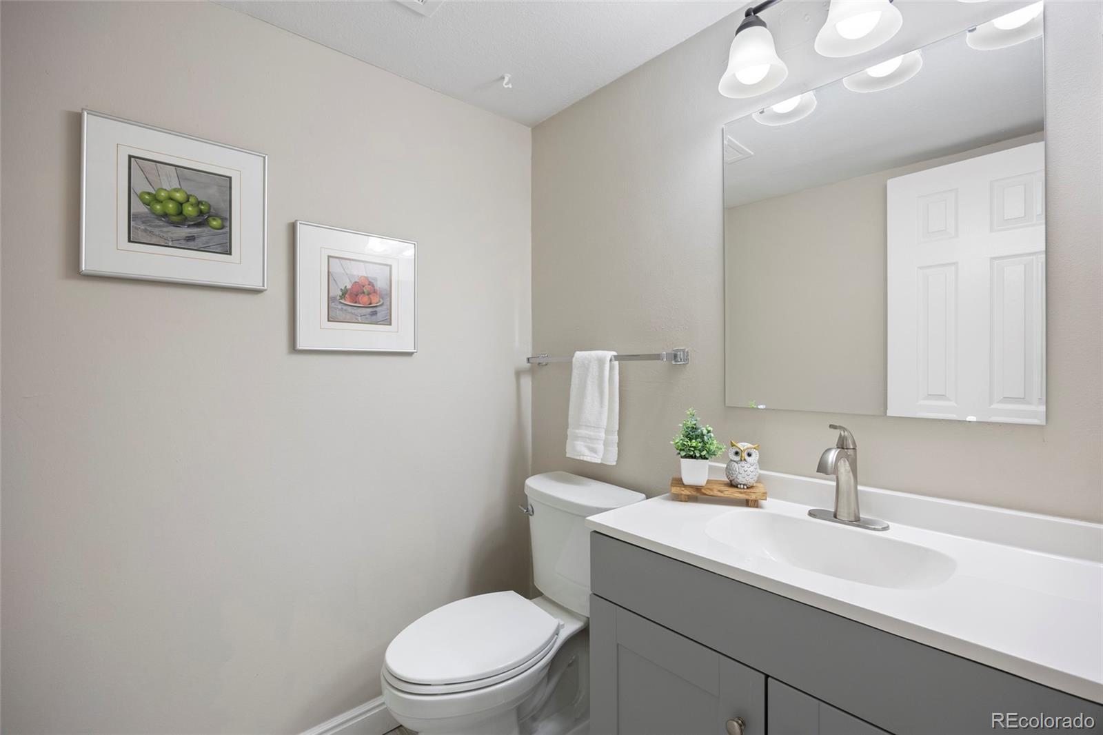 MLS Image #15 for 2856 s kenton court,aurora, Colorado