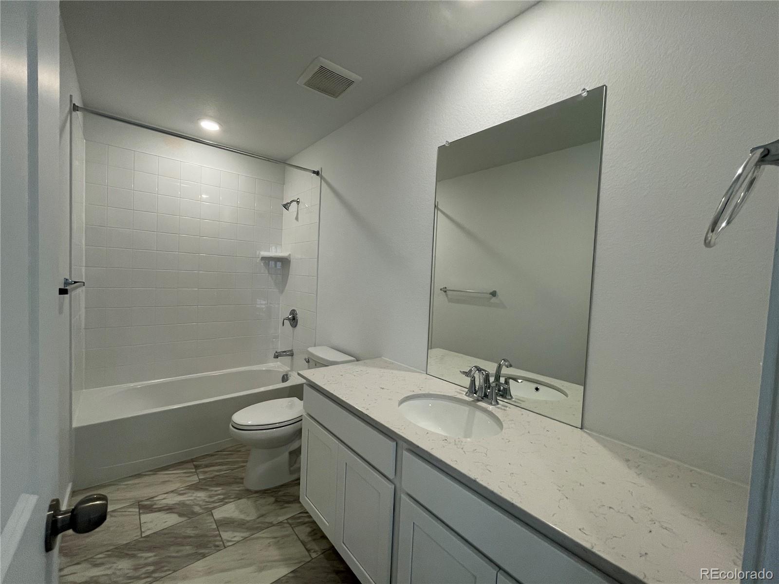 MLS Image #5 for 340  donna lane,johnstown, Colorado