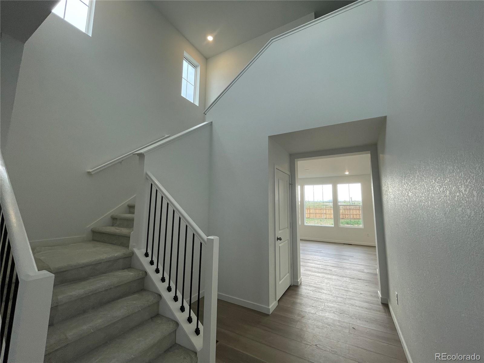 MLS Image #9 for 340  donna lane,johnstown, Colorado