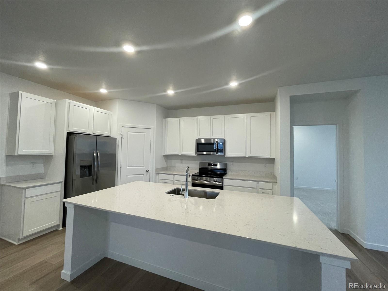 MLS Image #4 for 4059  shirley drive,johnstown, Colorado