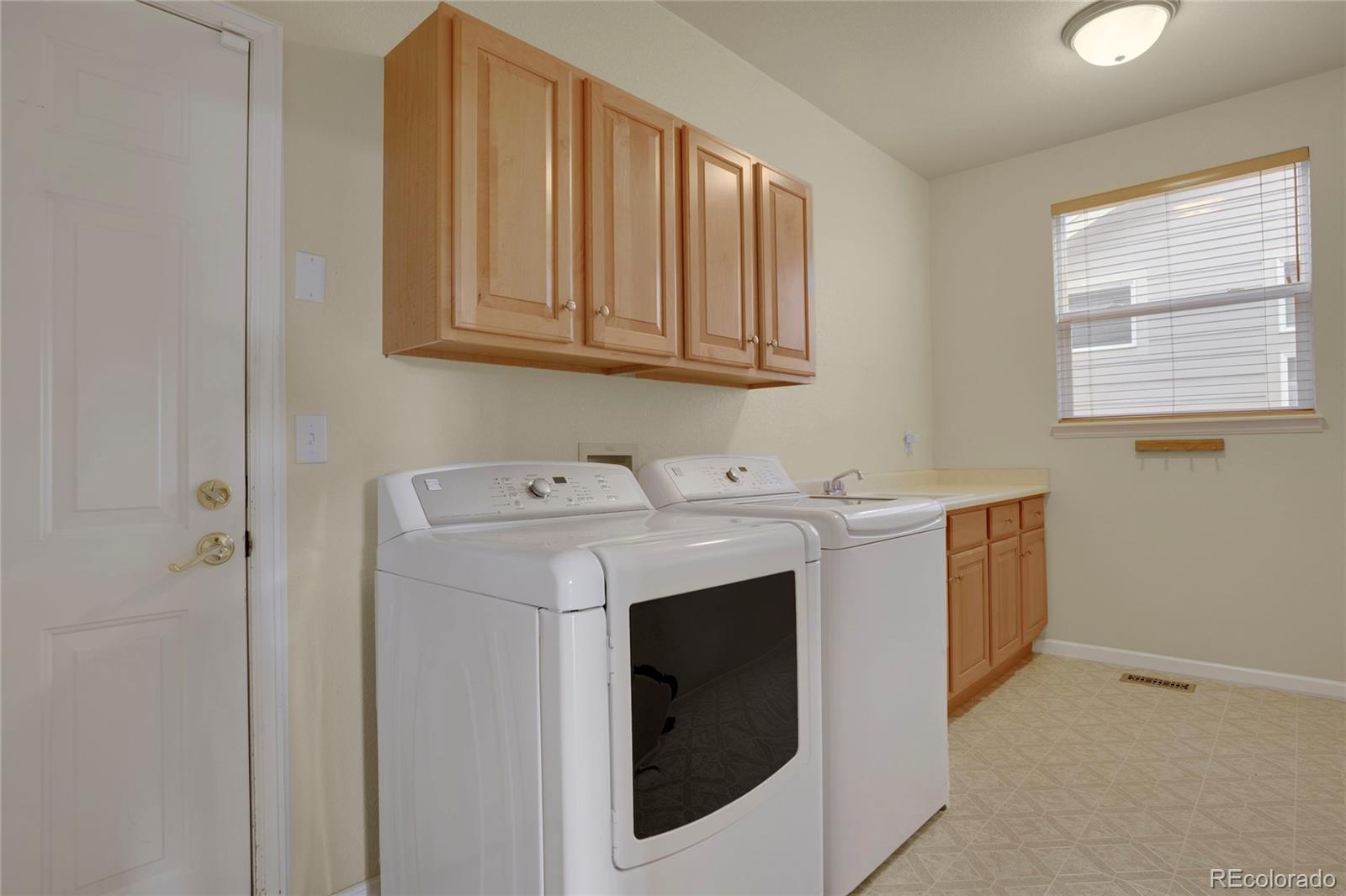 MLS Image #26 for 1001  deer clover way,castle pines, Colorado
