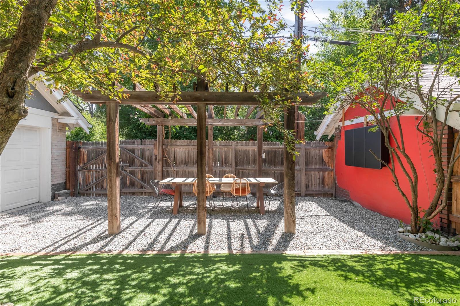 MLS Image #34 for 650  saint paul street,denver, Colorado