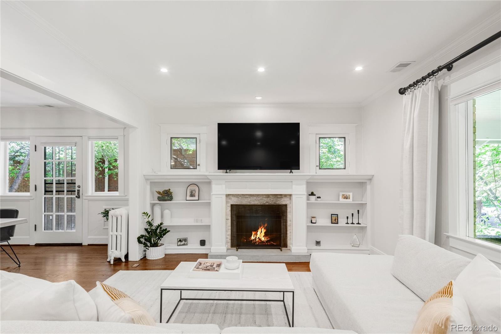 MLS Image #5 for 650  saint paul street,denver, Colorado