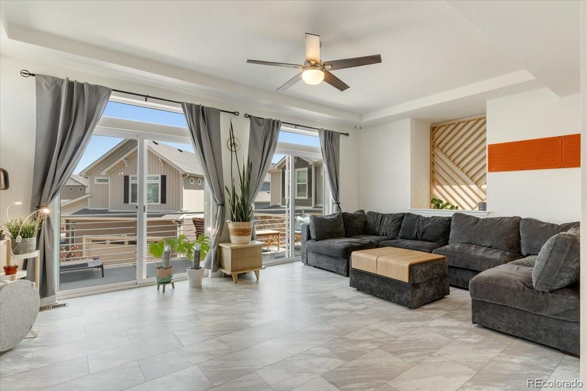 MLS Image #11 for 239 s old hammer street,aurora, Colorado