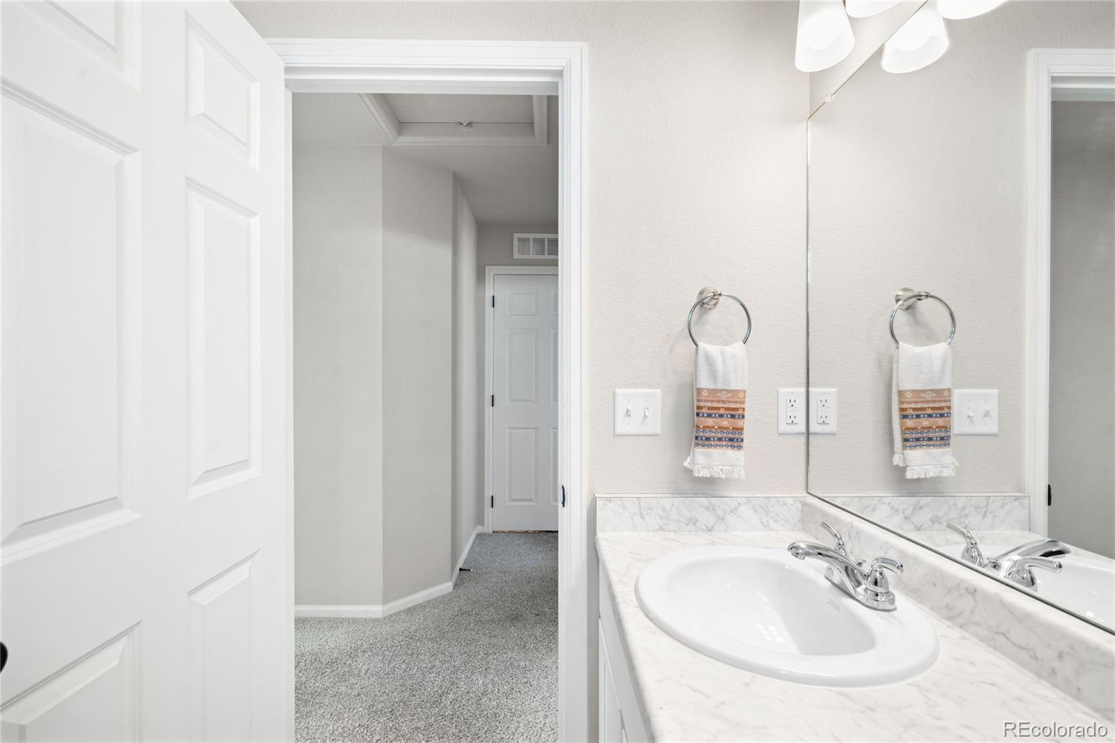 MLS Image #22 for 21925 e 44th place,aurora, Colorado
