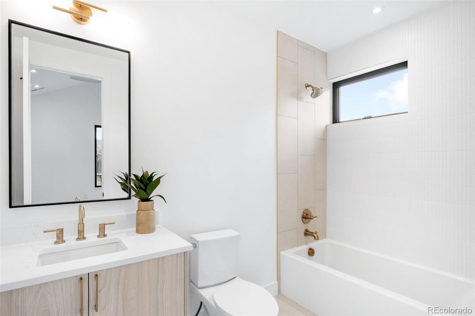 MLS Image #26 for 3410 s bellaire street,denver, Colorado