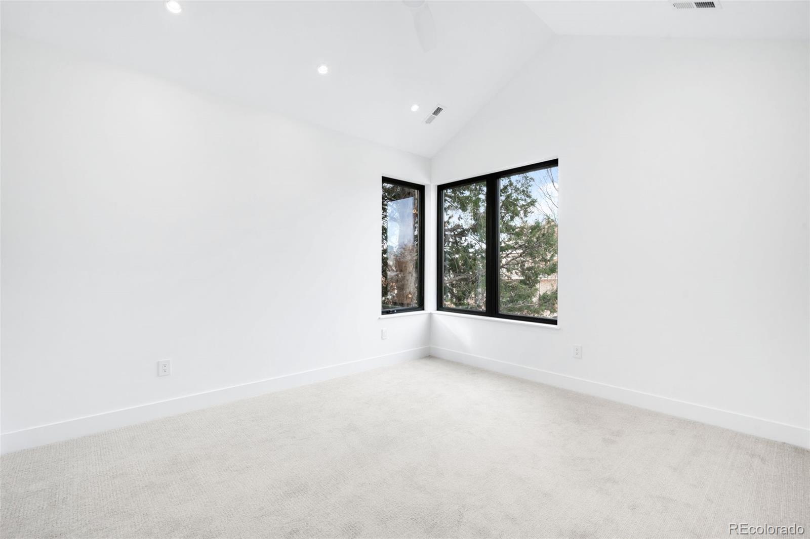 MLS Image #27 for 3410 s bellaire street,denver, Colorado