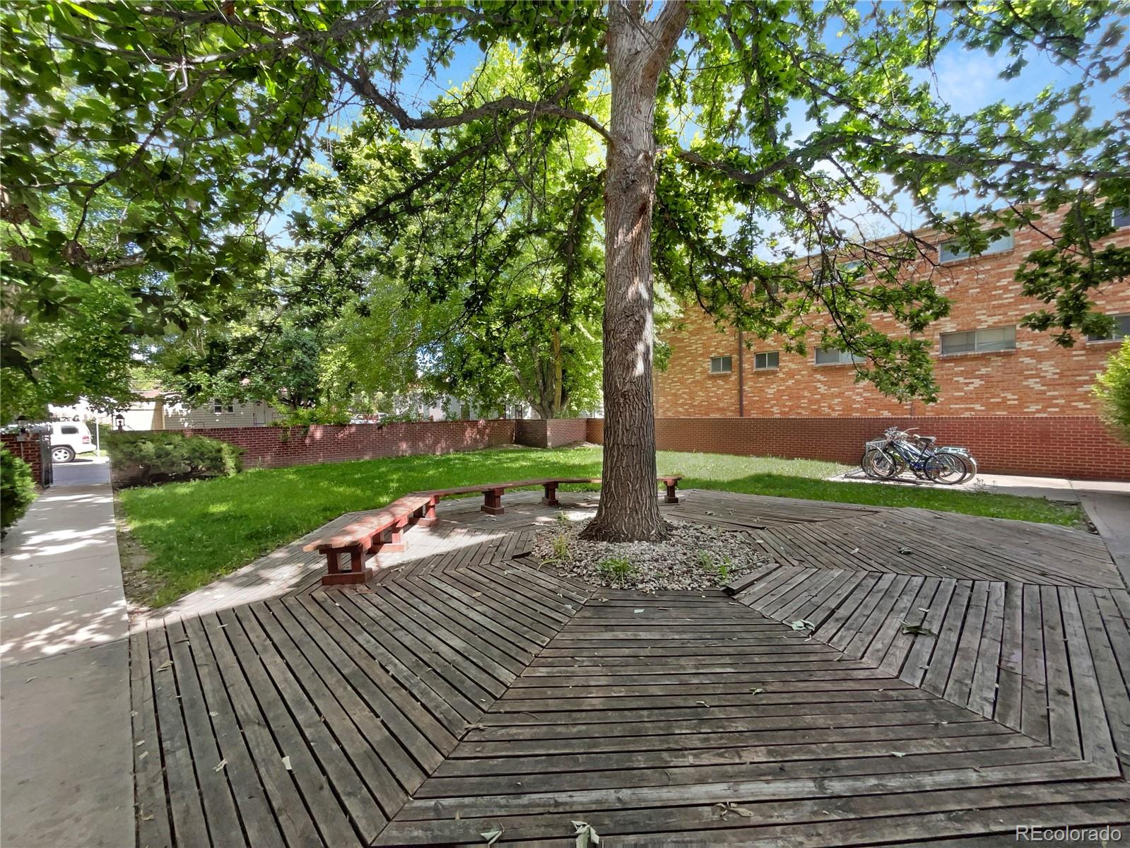 MLS Image #7 for 2401 s gaylord street 206,denver, Colorado