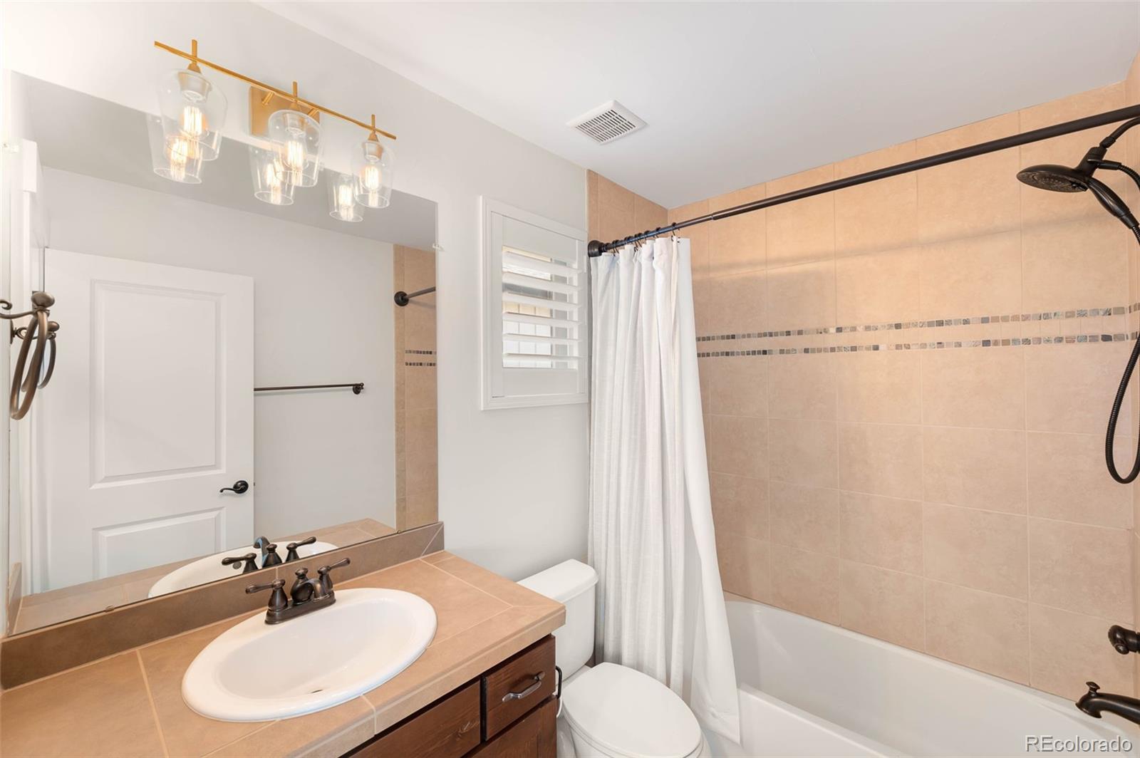 MLS Image #17 for 1265 s sherman street,denver, Colorado