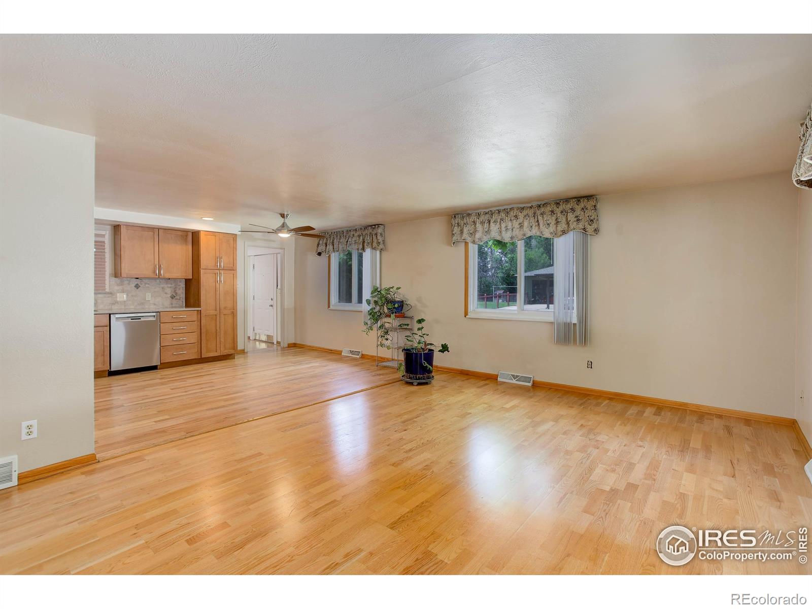 MLS Image #7 for 1133  frontier drive,longmont, Colorado