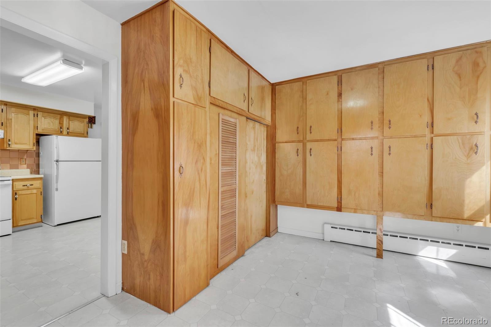 MLS Image #11 for 505  maple street,golden, Colorado