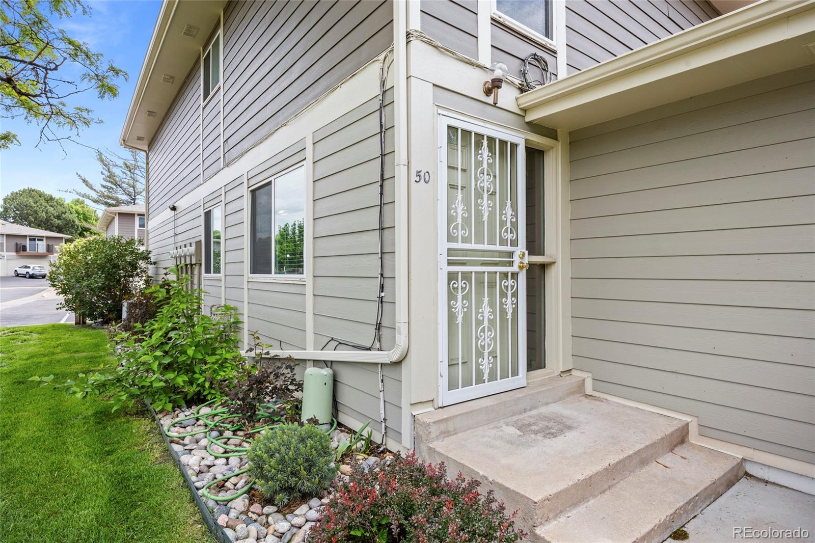MLS Image #2 for 1250 s monaco parkway 50,denver, Colorado