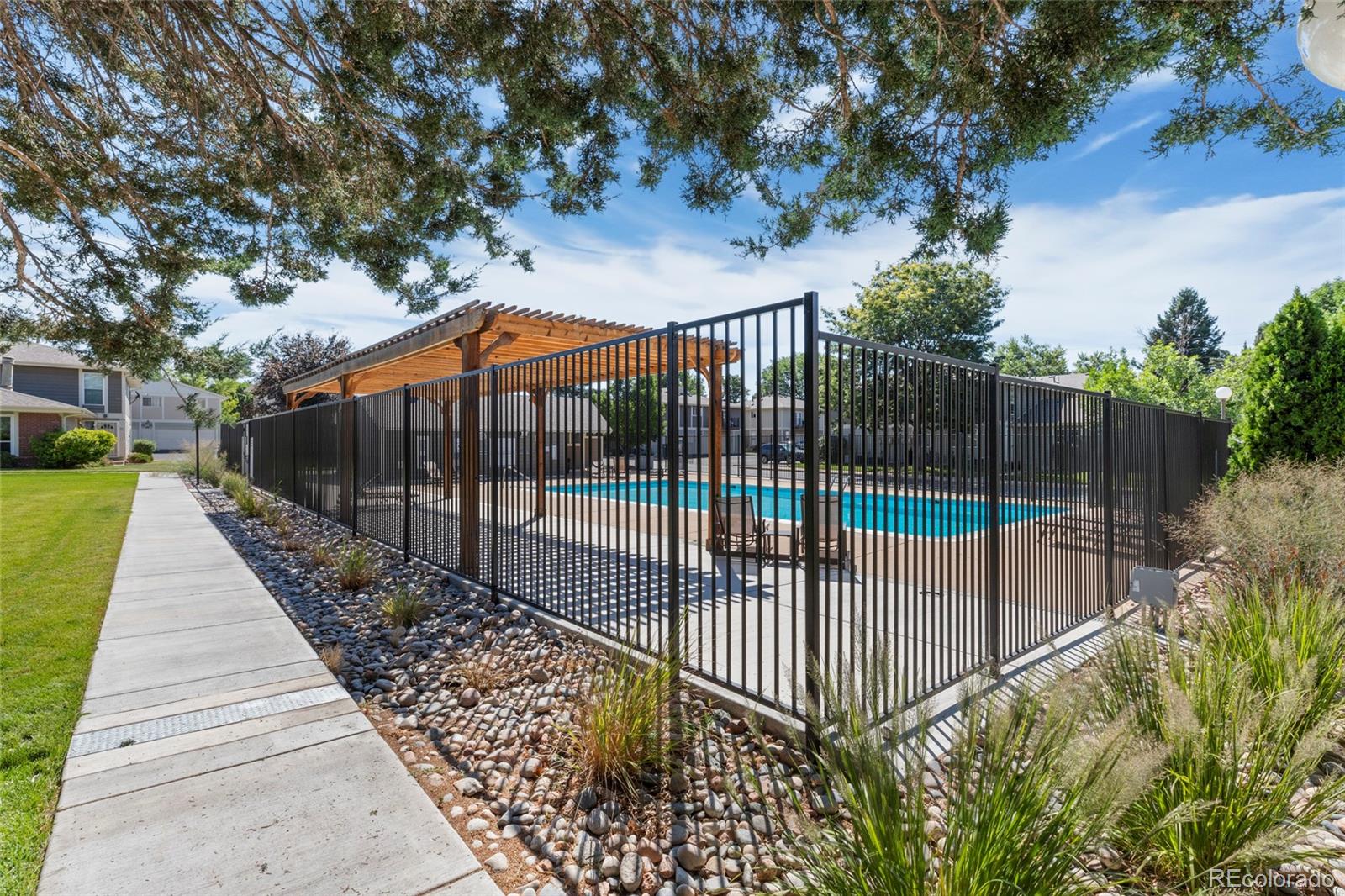 MLS Image #28 for 1250 s monaco parkway 50,denver, Colorado