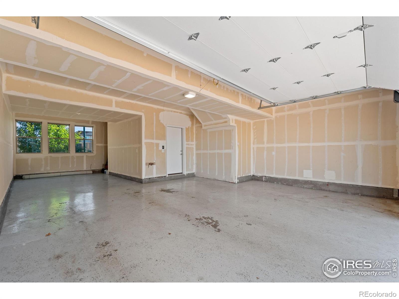 MLS Image #27 for 9052 e 47th avenue ,denver, Colorado