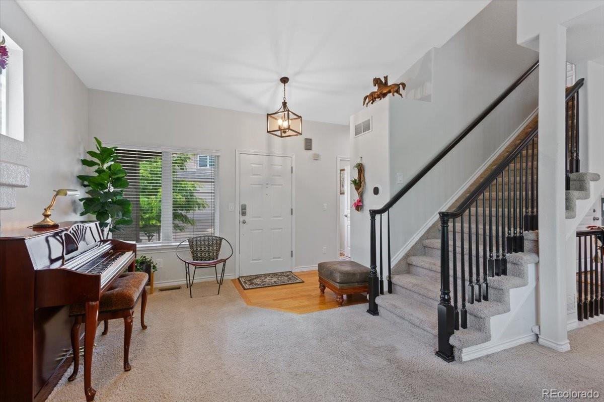 MLS Image #6 for 12054 e lake circle,greenwood village, Colorado