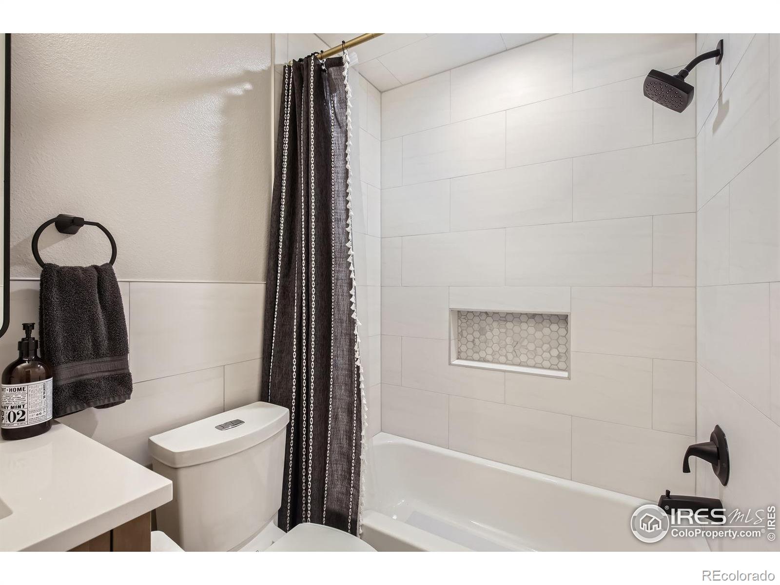 MLS Image #14 for 500  sundance court,fort collins, Colorado