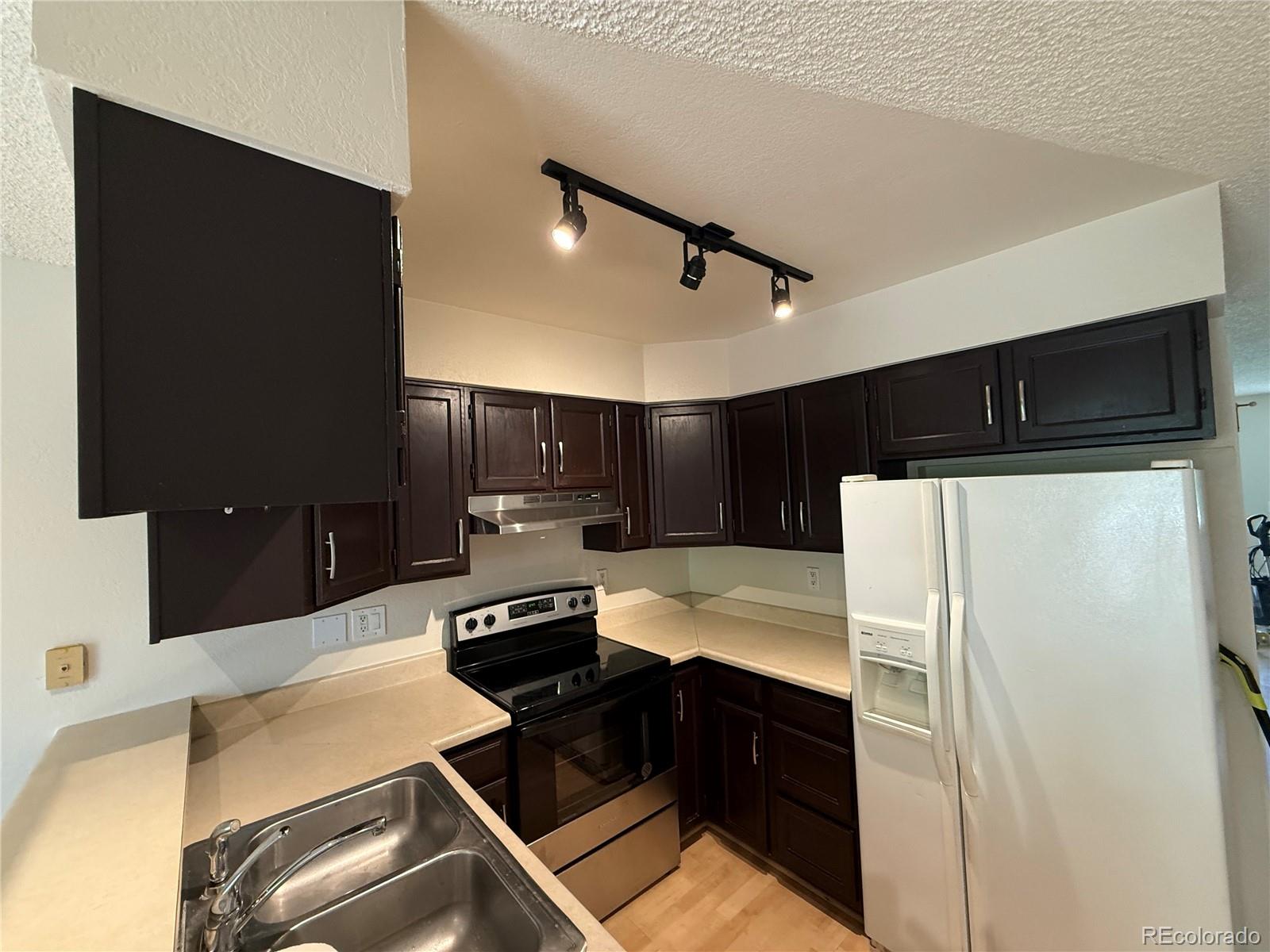 MLS Image #5 for 10716  foxwood court,parker, Colorado